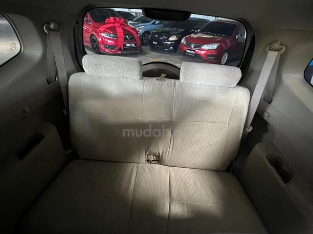 2010 Nissan GRAND LIVINA 1.6 CLASSIC/COMFORT (A) - 4