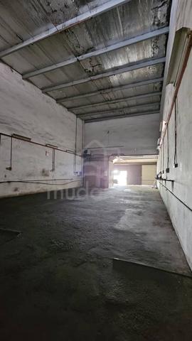 1.5 storey factory warehouse at Alma , Bukit Mertajam 1