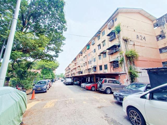 Flat Puchong Permai 1