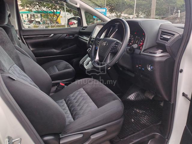 2021 Toyota ALPHARD 2.5 S 8 Seater 24,000km Only - 5