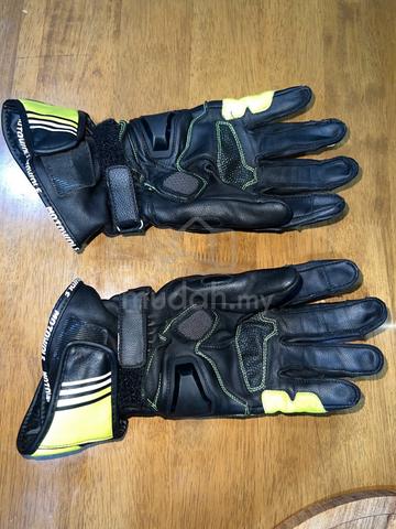 motorcycle gloves - photo 3 of 3