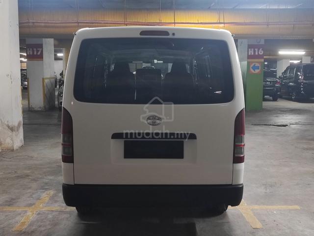 130K KM 2017 Toyota HIACE 2.5 ENHANCED (M) - 5