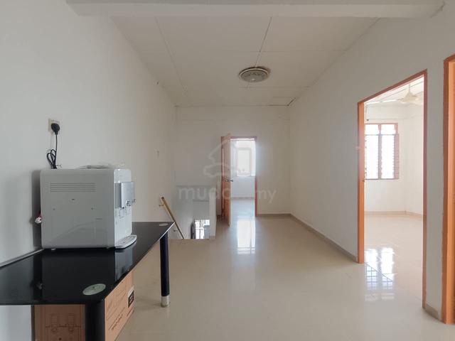Below Value Good For Invest Freehold Bukit Katil Townhouse 1