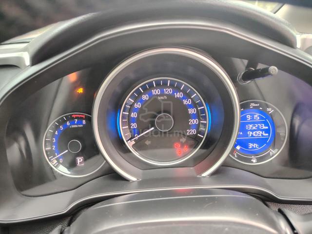 Honda JAZZ 1.5 V (A) SUPER TIPTOP 1 LADY OWNER - 5