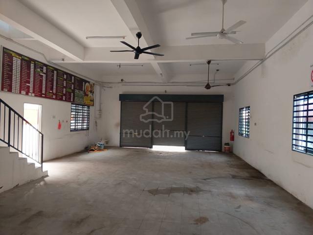 Jelapang facing main road double storey shoplot 3