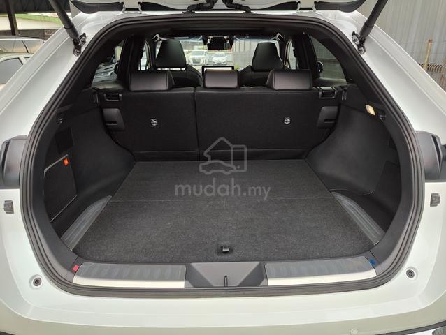 FULL SPEC 2025 Toyota HARRIER 2.0 Z LEATHER P/ROOF - 5