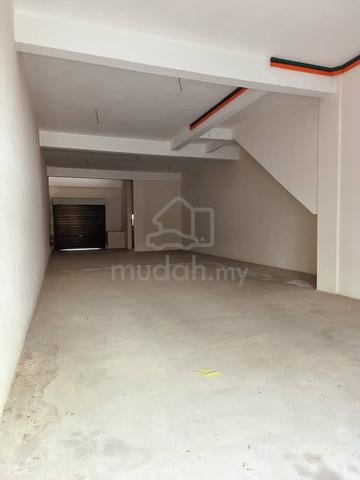 Gelang Patah 3 Storey Shop For Sale 1