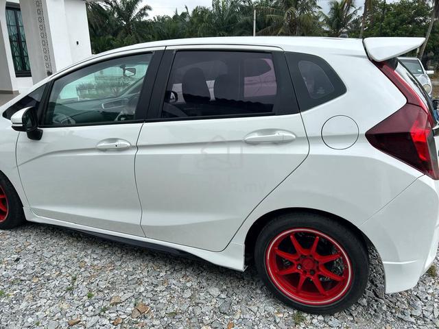 2015 Honda JAZZ 1.5 V MY2014 (A) - 3