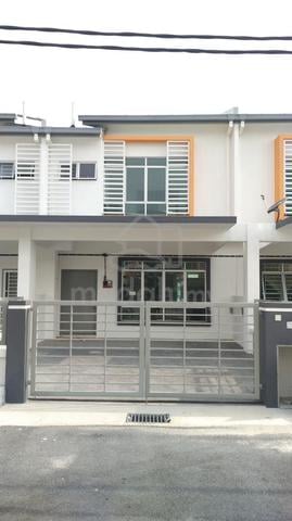 For Sale Double Storey House Hillpark Pines 1, Puncak Alam 1