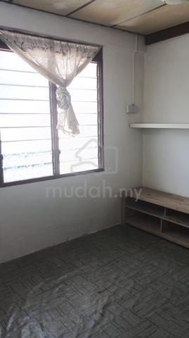 Taman Siakap 2 Rooms Townhouse For Rent @ Partially Furnished 1