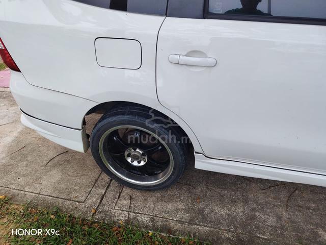 2011 Nissan GRAND LIVINA 1.6 IMPUL (A) - 4