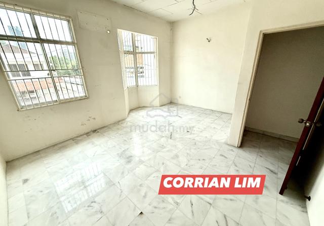 Double Storey Terrace House at Air Itam,Near Chong Nam hawker stall 1