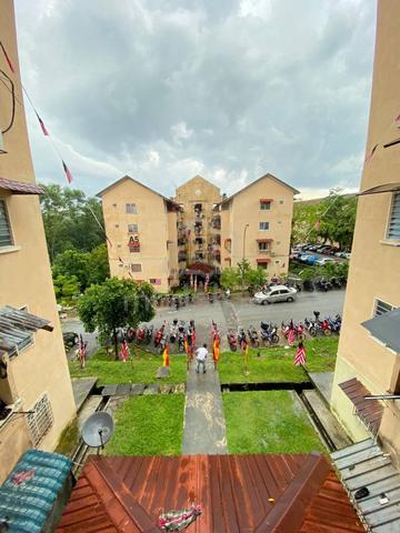 Taman Puncak Kinrara 1