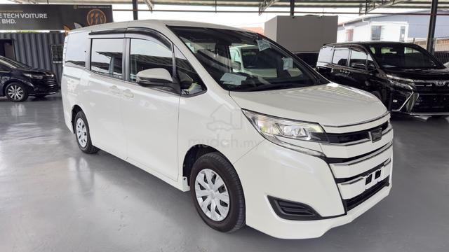 2021 Toyota NOAH 2.0 X 7 SEATER - 3