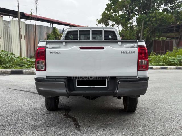 2020 Toyota HILUX 2.4 MT MY17 AN120 FACELIFT (M) - 5
