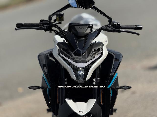 Carousel Image