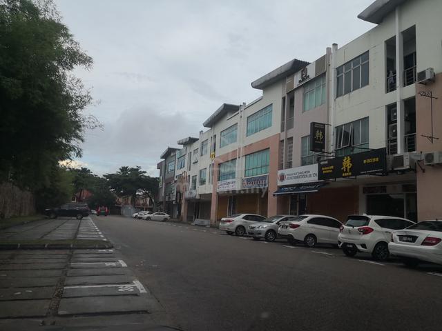 Taman Molek / Johor Bahru 1