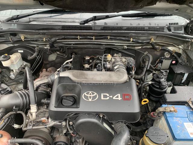 2006 Toyota HILUX 2.5 G MY05 KUN25R (A) - 3