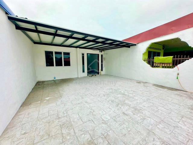 [RENOVATED] 1 Storey Terrace Taman Rambai Indah Jenjarom. 1