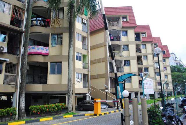 Puteri Court 1