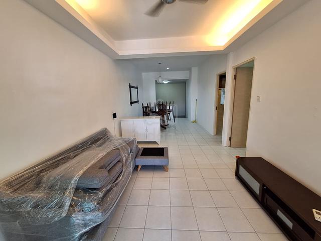 Single storey intermediate nearby SMK Arang Road Kuching Sarawak 1