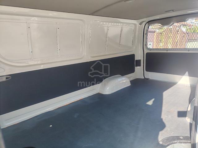 2021 Toyota HIACE Panel Van 2.5 (M) - 5