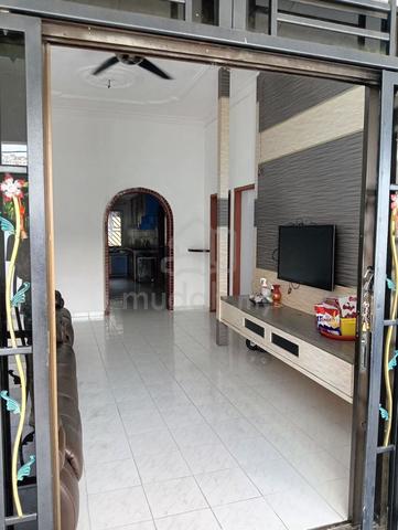 Single Storey / Selesa Jaya / 3 Bed  1