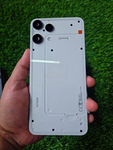 Nothing Phone (3a) Lite 8/256 for sale - photo 3 of 6
