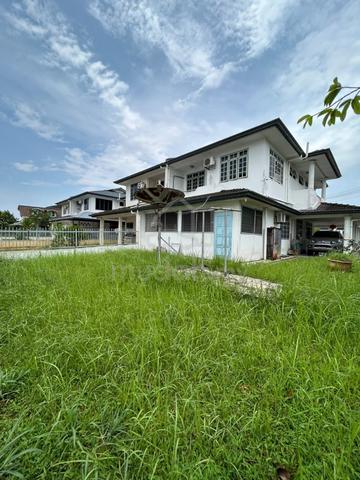 Good offer/ Jalan dogan/ 3rd miles/ 2 storey semi D/ 4 bedroom 1