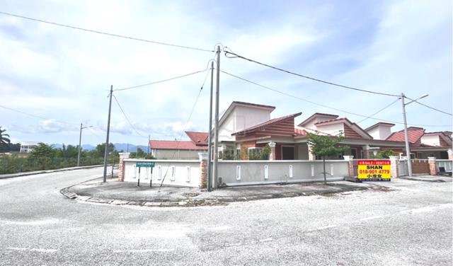 Klebang New Never Occupied Single Storey Semi-D Corner Freehold Ipoh 1