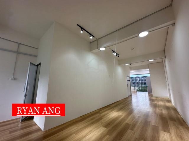 Penang Iconic point Simpang Ampat First Floor For Rent 1500 Sqft 1