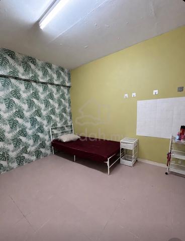 Master Bedroom in Apartment Pantai Indah 1