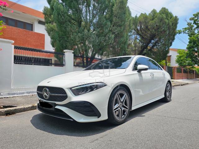 (33K KM!) 2023 Mercedes Benz A250 2.0 AMG LINE - 1