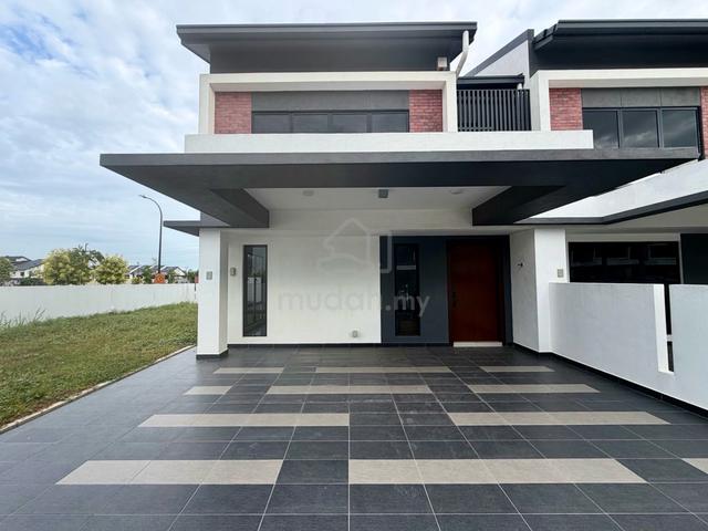 [Ferrous 2]2 Storey Terrace CornerLot 4 Bed 4Bath ,Ready Move in 1