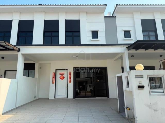 Eco Botanic The Tate 2 Storey Terrace For Rent 1