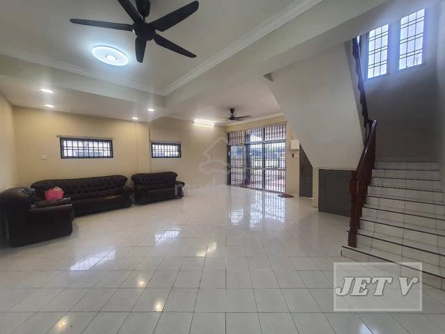Fully Extended 1560 sqft Taman Gembira Klang 2 Storey House For Rent 1