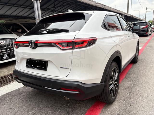 2025 Honda HR-V 1.5 V MY22 FACELIFT (A) 8K KM DONE - 4