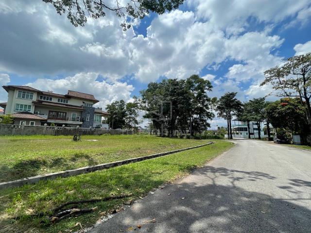 Bungalow Land Corner Lot Jalan Pekaka 8/18, Seksyen 8 Kota Damansara 2