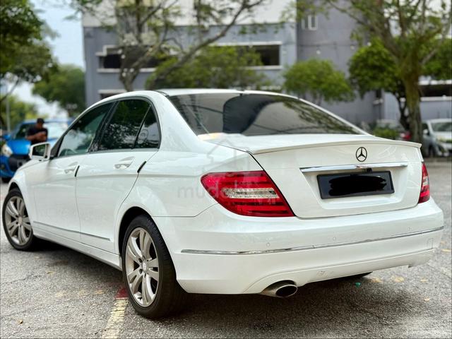 Mercedes Benz C200 1.8 Turbo 1Own 2014 - 3