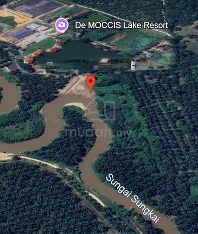 5.41 ACRE Land De Moccis Lake Resort Sungai Sungkai Changkat Jong 1