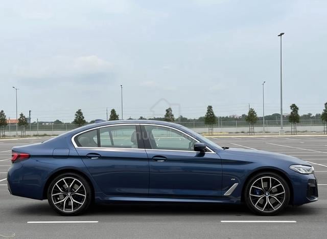[2022] BMW 530i 2.0 M-Sport Ful Service Record BMW - 3