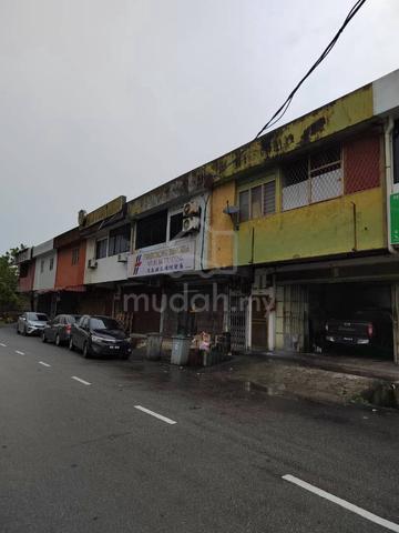 Ulu Tiram @ Jalan Baiduri 1 Facing Main Road Double Storey Shop Lot 1