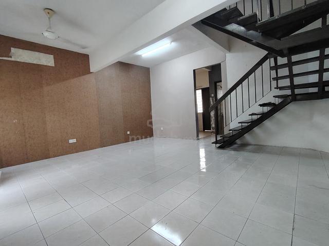 (Below Market & Full Loan) 2 Storey Taman Lestari Putra Permai 1