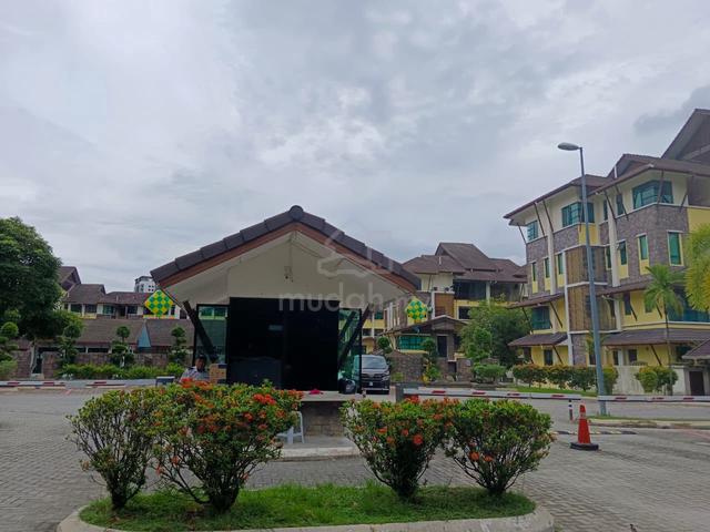 Townhouse Avenue 2 Two Bandar Tun Hussein Onn Cheras Lake Valley 1
