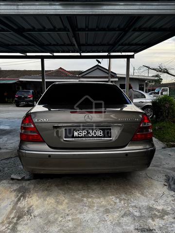E200 1.8 W211 pre-facelift - 2