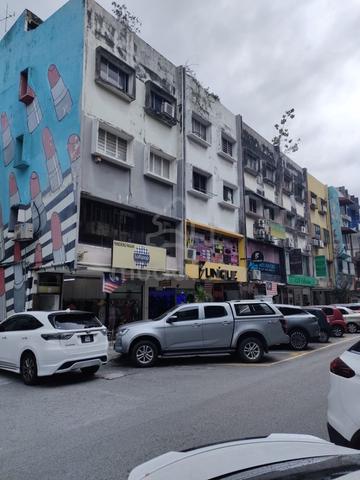 Ground flr of 4 storey intermediate Shop lot in pudu,Kuala Lumpur 1