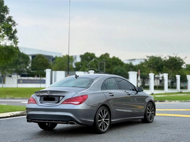 -2015- Mercedes Benz CLA200 (CBU) 1.6 (A) FULL LON - 3