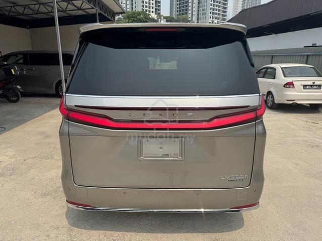 2024 Lexus LM500H EXECUTIVE MARK LEVINSON 7K KM - 4