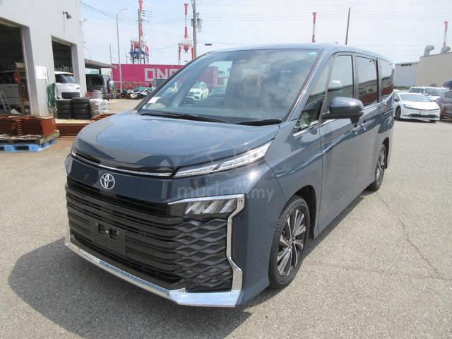 (LOW MILLEAGE) Toyota VOXY 2.0 S-Z (7 SEATER) 2022 - 2