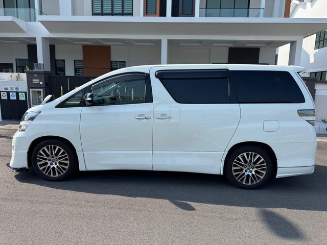 2010 Toyota VELLFIRE 3.5 Z (A) - 4